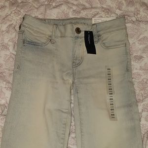 Brand New light wash American Eagle Jeggings